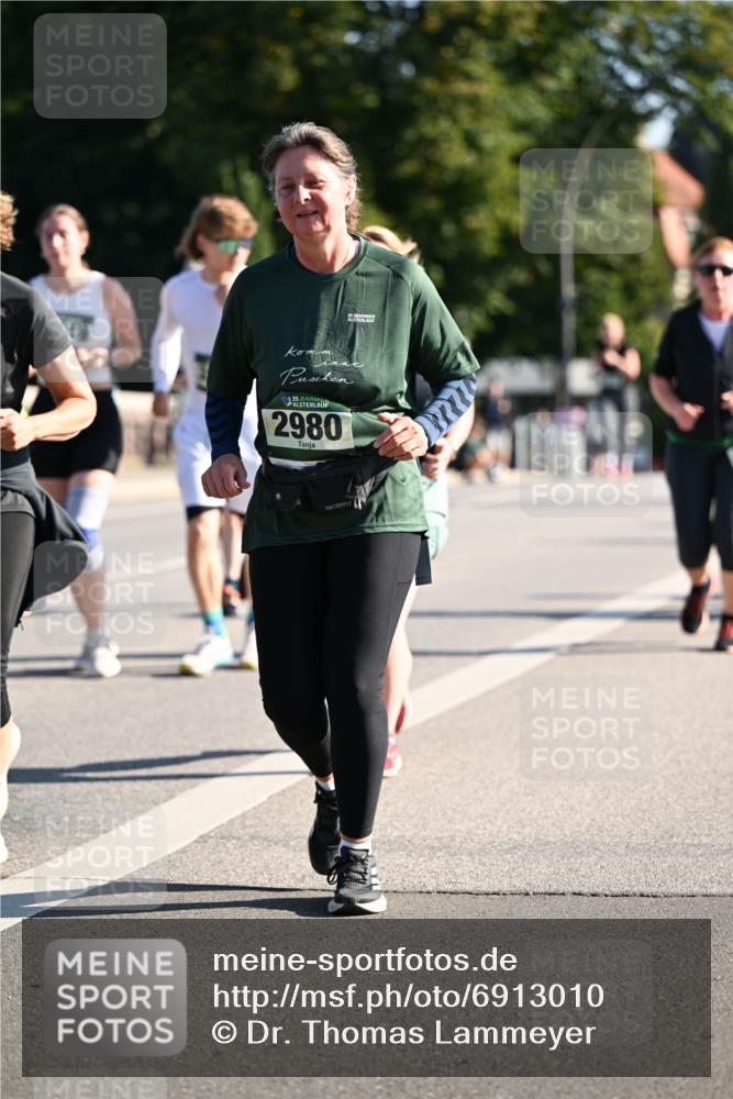 01.09.2024 - BARMER Alsterlauf Dr. Thomas Lammeyer http://msf.ph/oto/6913010 01.09.2024 09:46:38 Laufen 35, 35, 2980 meine-sportfotos.de