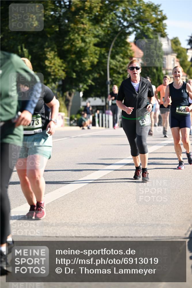 01.09.2024 - BARMER Alsterlauf Dr. Thomas Lammeyer http://msf.ph/oto/6913019 01.09.2024 09:46:38 Laufen 73, 4073, 801 meine-sportfotos.de