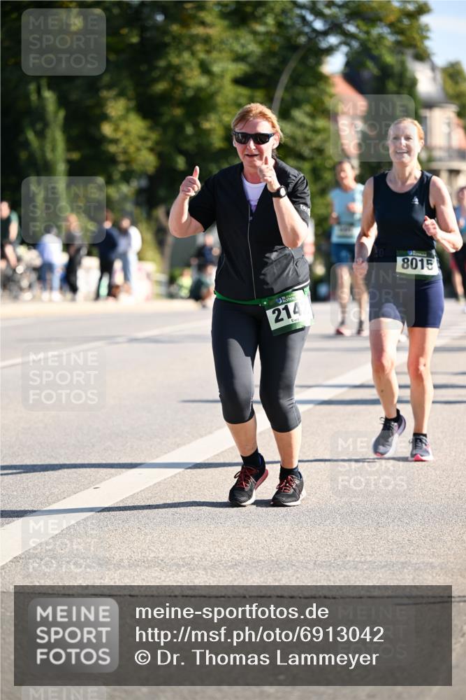 01.09.2024 - BARMER Alsterlauf Dr. Thomas Lammeyer http://msf.ph/oto/6913042 01.09.2024 09:46:39 Laufen 214, 8015 meine-sportfotos.de