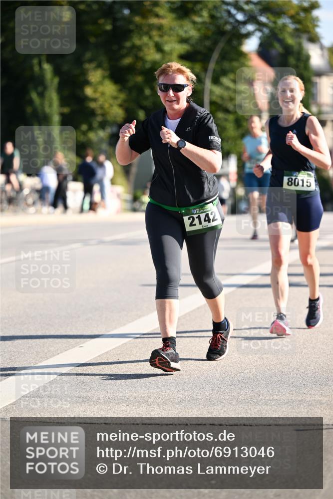01.09.2024 - BARMER Alsterlauf Dr. Thomas Lammeyer http://msf.ph/oto/6913046 01.09.2024 09:46:39 Laufen 5, 2142, 8015 meine-sportfotos.de