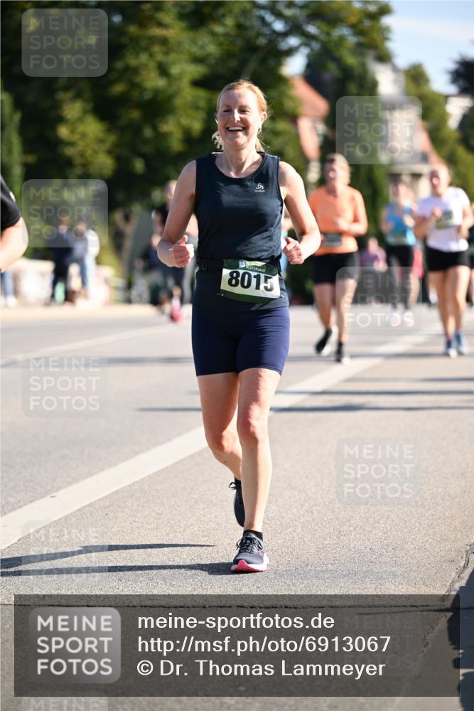01.09.2024 - BARMER Alsterlauf Dr. Thomas Lammeyer http://msf.ph/oto/6913067 01.09.2024 09:46:40 Laufen 8015 meine-sportfotos.de