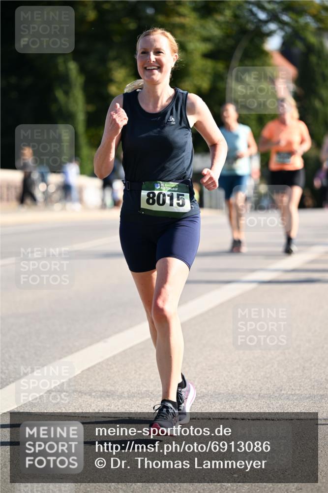 01.09.2024 - BARMER Alsterlauf Dr. Thomas Lammeyer http://msf.ph/oto/6913086 01.09.2024 09:46:41 Laufen 8015 meine-sportfotos.de