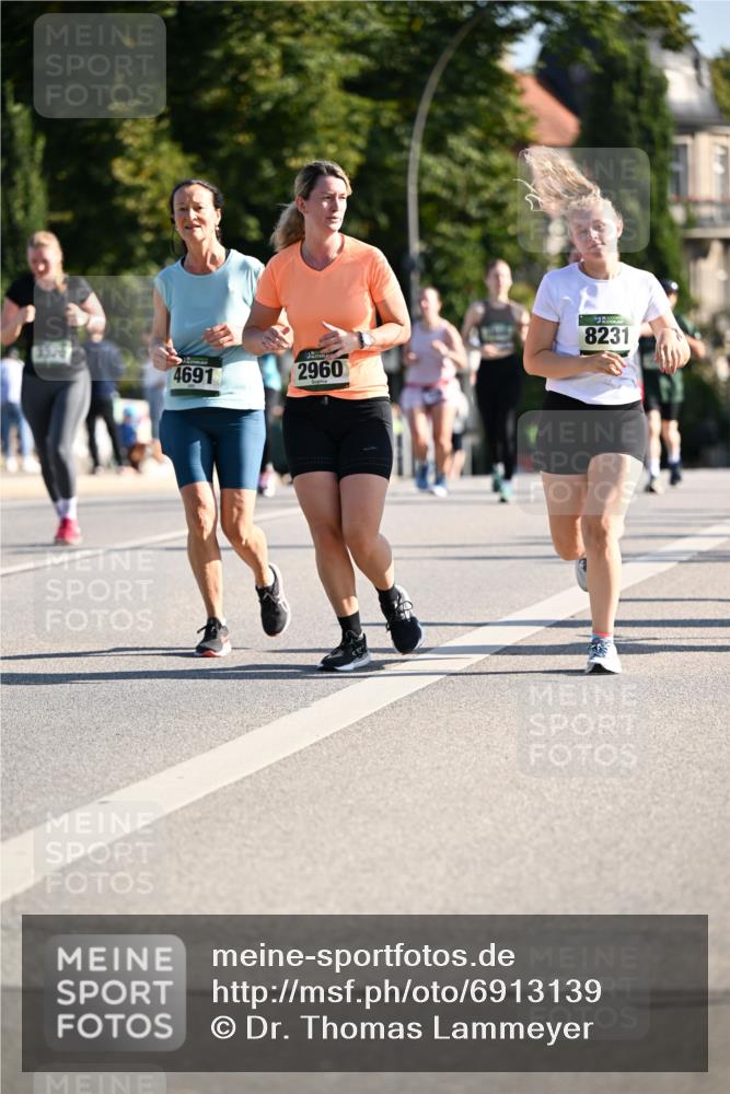 01.09.2024 - BARMER Alsterlauf Dr. Thomas Lammeyer http://msf.ph/oto/6913139 01.09.2024 09:46:43 Laufen 4691, 2960, 8231 meine-sportfotos.de