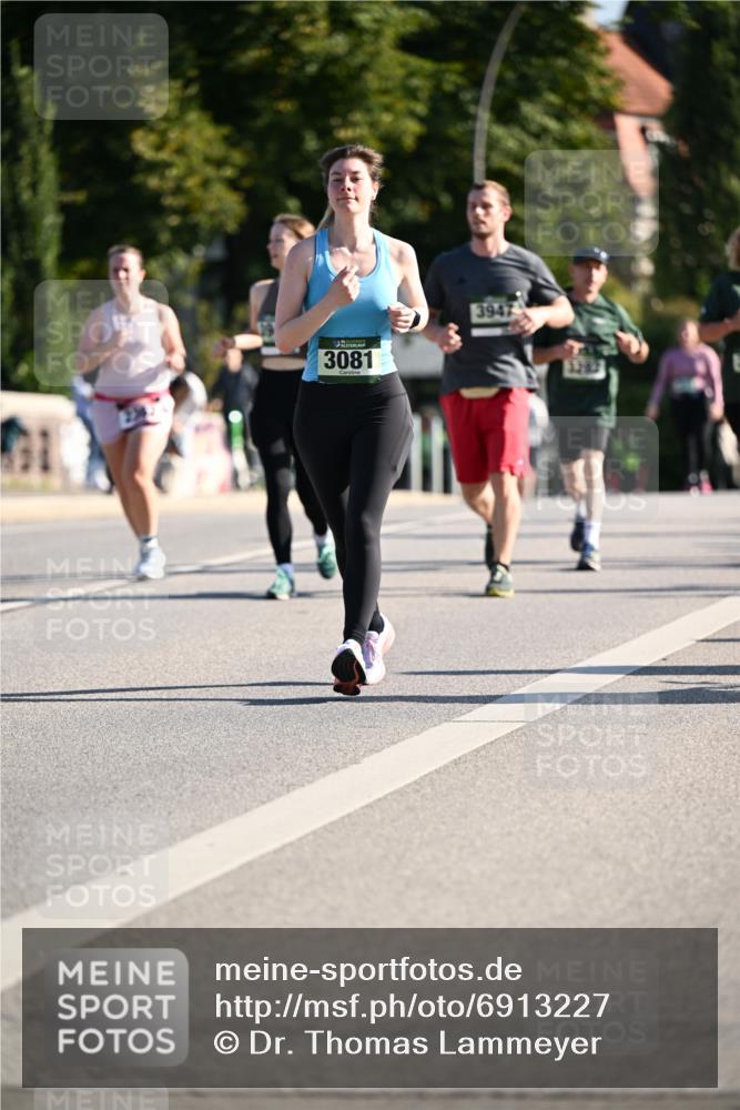 01.09.2024 - BARMER Alsterlauf Dr. Thomas Lammeyer http://msf.ph/oto/6913227 01.09.2024 09:46:46 Laufen 3081, 3947 meine-sportfotos.de