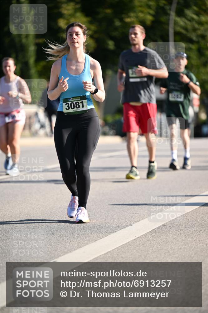 01.09.2024 - BARMER Alsterlauf Dr. Thomas Lammeyer http://msf.ph/oto/6913257 01.09.2024 09:46:47 Laufen 35, 3081 meine-sportfotos.de