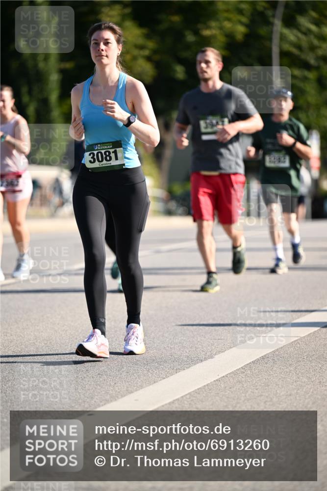 01.09.2024 - BARMER Alsterlauf Dr. Thomas Lammeyer http://msf.ph/oto/6913260 01.09.2024 09:46:47 Laufen 3081, 3943 meine-sportfotos.de