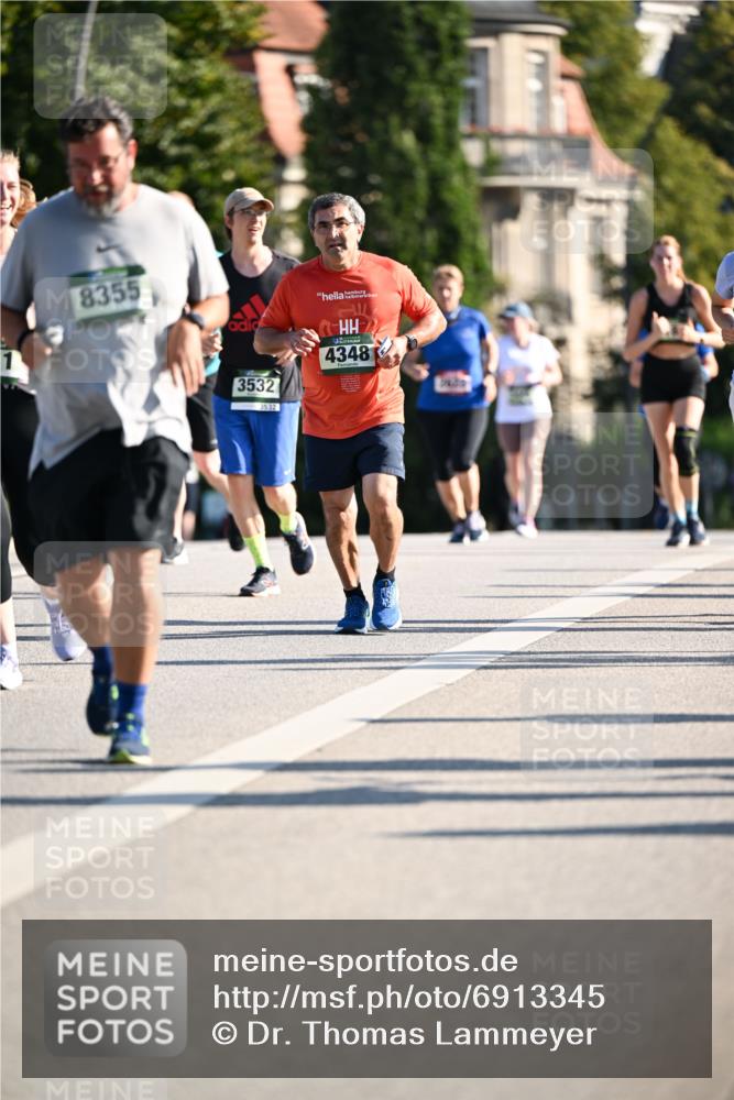 01.09.2024 - BARMER Alsterlauf Dr. Thomas Lammeyer http://msf.ph/oto/6913345 01.09.2024 09:46:51 Laufen 8355, 3532, 3532, 4348 meine-sportfotos.de