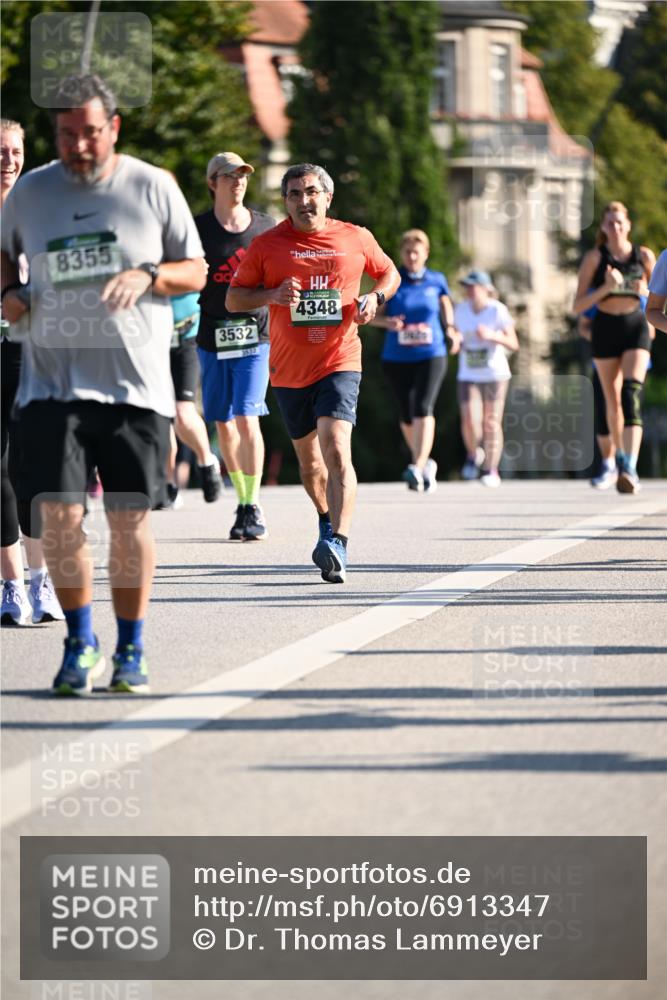 01.09.2024 - BARMER Alsterlauf Dr. Thomas Lammeyer http://msf.ph/oto/6913347 01.09.2024 09:46:51 Laufen 8355, 3532, 1532, 4348 meine-sportfotos.de