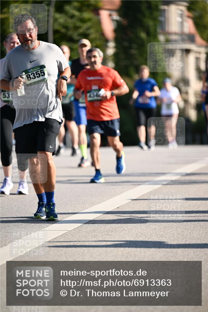 01.09.2024 - BARMER Alsterlauf Dr. Thomas Lammeyer http://msf.ph/oto/6913363 01.09.2024 09:46:52 Laufen 531, 8355, 434 meine-sportfotos.de