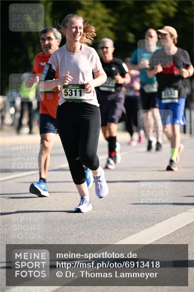 01.09.2024 - BARMER Alsterlauf Dr. Thomas Lammeyer http://msf.ph/oto/6913418 01.09.2024 09:46:54 Laufen 135, 5311 meine-sportfotos.de