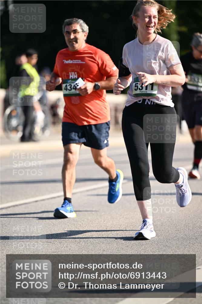 01.09.2024 - BARMER Alsterlauf Dr. Thomas Lammeyer http://msf.ph/oto/6913443 01.09.2024 09:46:54 Laufen 434, 5311 meine-sportfotos.de