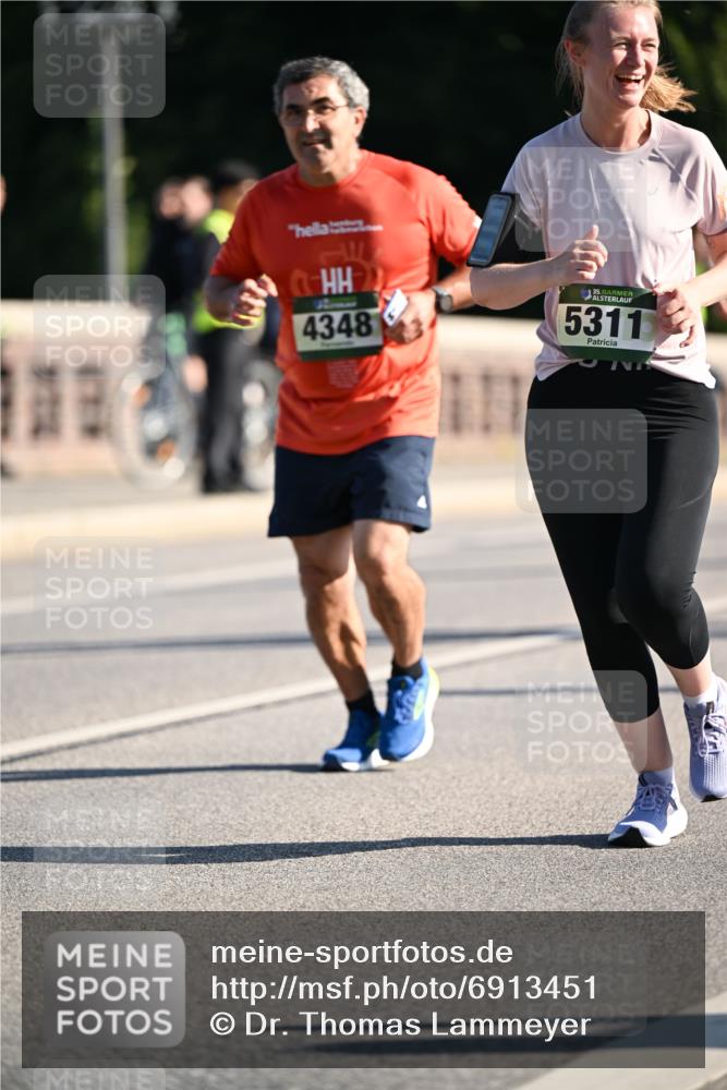 01.09.2024 - BARMER Alsterlauf Dr. Thomas Lammeyer http://msf.ph/oto/6913451 01.09.2024 09:46:54 Laufen 4348, 35, 5311 meine-sportfotos.de