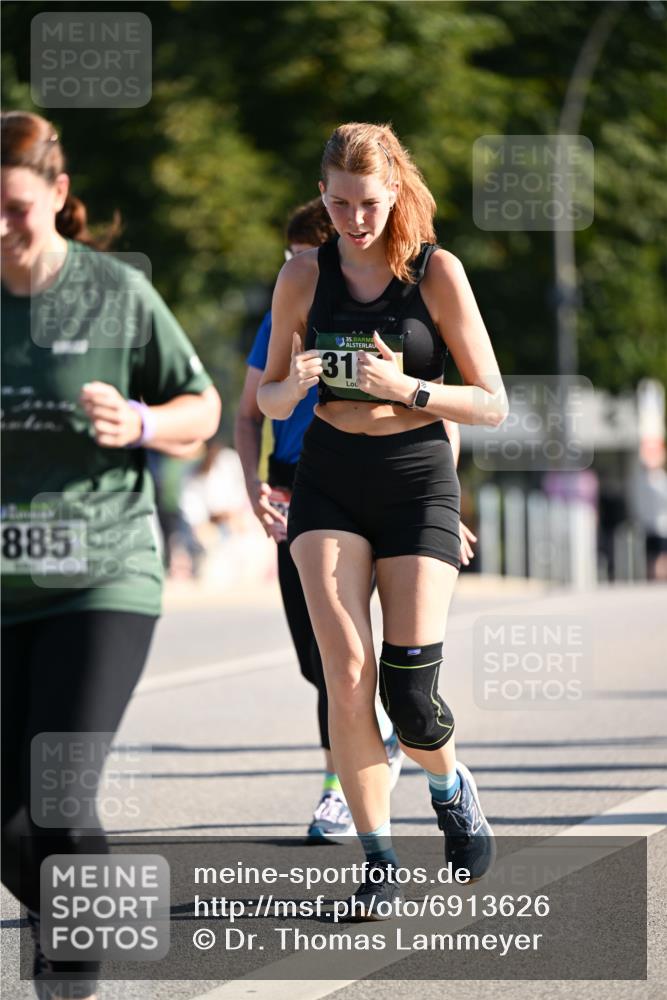 01.09.2024 - BARMER Alsterlauf Dr. Thomas Lammeyer http://msf.ph/oto/6913626 01.09.2024 09:47:01 Laufen 885, 16135, 31 meine-sportfotos.de