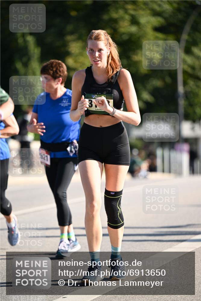 01.09.2024 - BARMER Alsterlauf Dr. Thomas Lammeyer http://msf.ph/oto/6913650 01.09.2024 09:47:02 Laufen 621, 16135, 3 meine-sportfotos.de