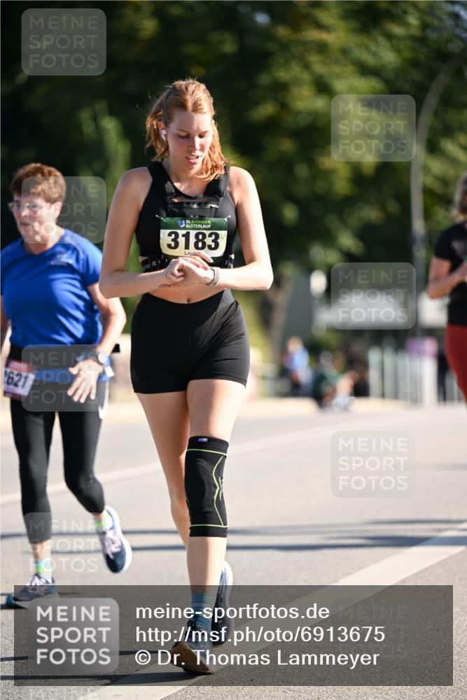 01.09.2024 - BARMER Alsterlauf Dr. Thomas Lammeyer http://msf.ph/oto/6913675 01.09.2024 09:47:02 Laufen 1621, 35, 3183 meine-sportfotos.de