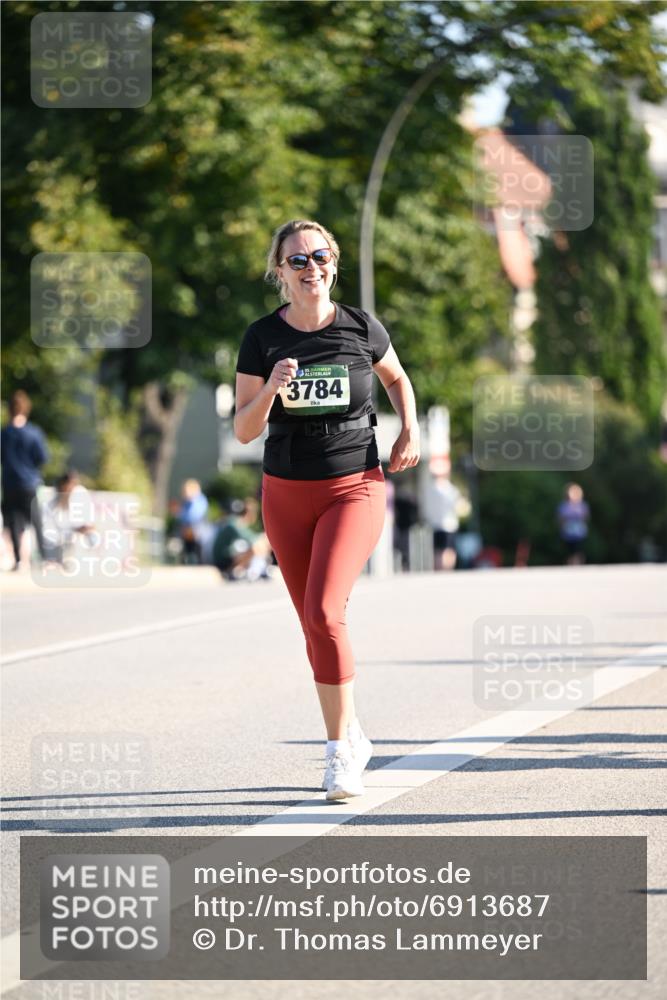 01.09.2024 - BARMER Alsterlauf Dr. Thomas Lammeyer http://msf.ph/oto/6913687 01.09.2024 09:47:03 Laufen 25, 3784 meine-sportfotos.de