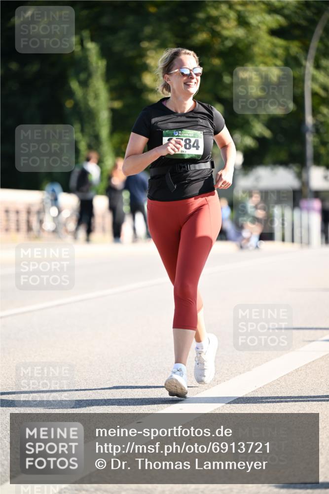 01.09.2024 - BARMER Alsterlauf Dr. Thomas Lammeyer http://msf.ph/oto/6913721 01.09.2024 09:47:04 Laufen 35, 84 meine-sportfotos.de