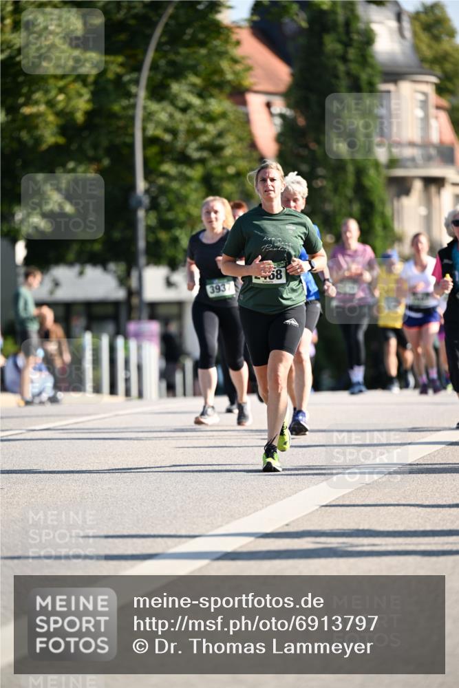 01.09.2024 - BARMER Alsterlauf Dr. Thomas Lammeyer http://msf.ph/oto/6913797 01.09.2024 09:47:08 Laufen 3937, 08 meine-sportfotos.de