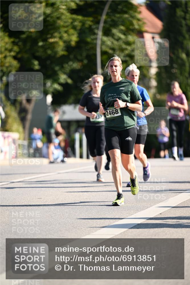 01.09.2024 - BARMER Alsterlauf Dr. Thomas Lammeyer http://msf.ph/oto/6913851 01.09.2024 09:47:09 Laufen 2468 meine-sportfotos.de