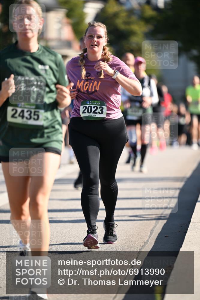 01.09.2024 - BARMER Alsterlauf Dr. Thomas Lammeyer http://msf.ph/oto/6913990 01.09.2024 09:47:14 Laufen 2435, 35, 2023 meine-sportfotos.de