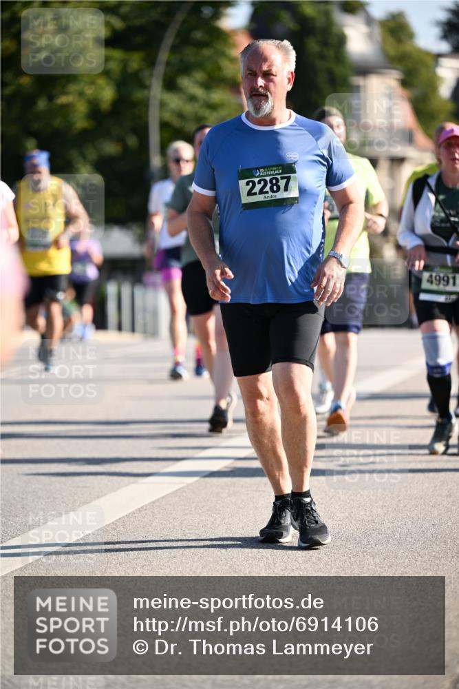 01.09.2024 - BARMER Alsterlauf Dr. Thomas Lammeyer http://msf.ph/oto/6914106 01.09.2024 09:47:18 Laufen 5, 2287, 4991 meine-sportfotos.de