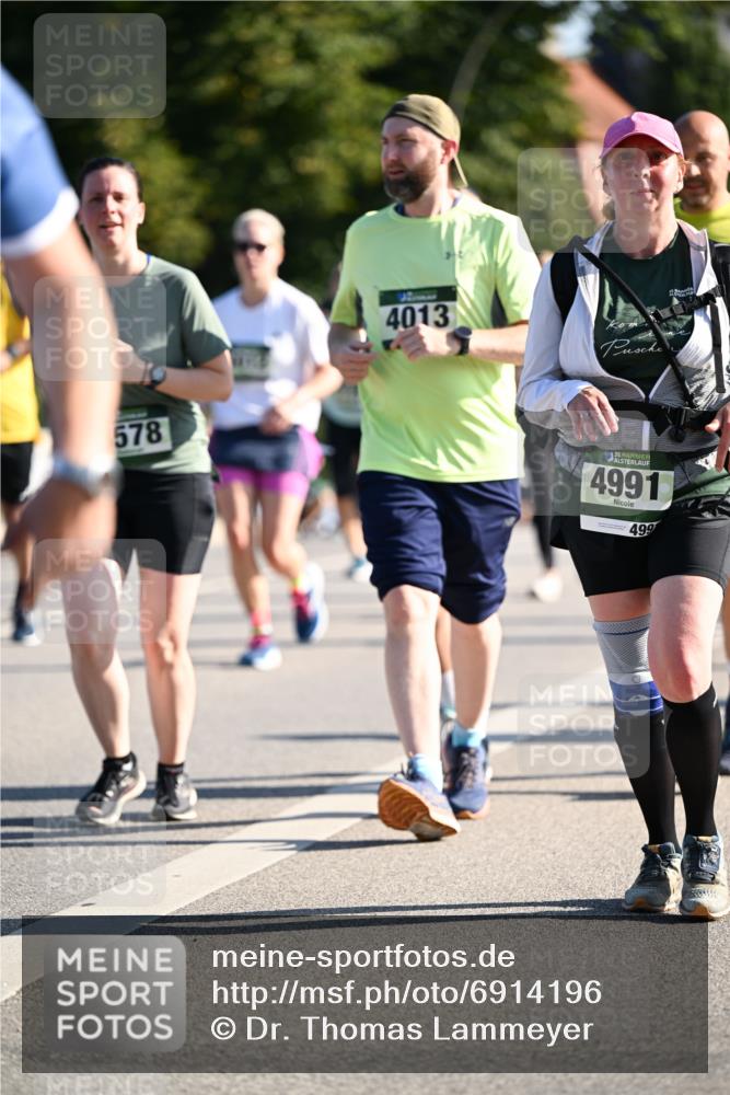 01.09.2024 - BARMER Alsterlauf Dr. Thomas Lammeyer http://msf.ph/oto/6914196 01.09.2024 09:47:20 Laufen 578, 4013, 35, 4991, 499 meine-sportfotos.de