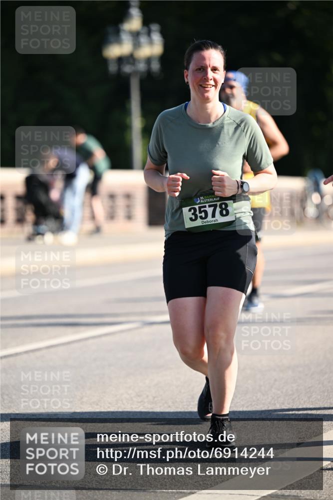 01.09.2024 - BARMER Alsterlauf Dr. Thomas Lammeyer http://msf.ph/oto/6914244 01.09.2024 09:47:22 Laufen 3578 meine-sportfotos.de