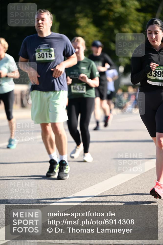 01.09.2024 - BARMER Alsterlauf Dr. Thomas Lammeyer http://msf.ph/oto/6914308 01.09.2024 09:47:25 Laufen 3015, 1632, 339, 339 meine-sportfotos.de