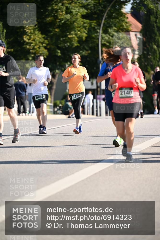 01.09.2024 - BARMER Alsterlauf Dr. Thomas Lammeyer http://msf.ph/oto/6914323 01.09.2024 09:47:26 Laufen 71, 5049, 3314, 22140 meine-sportfotos.de