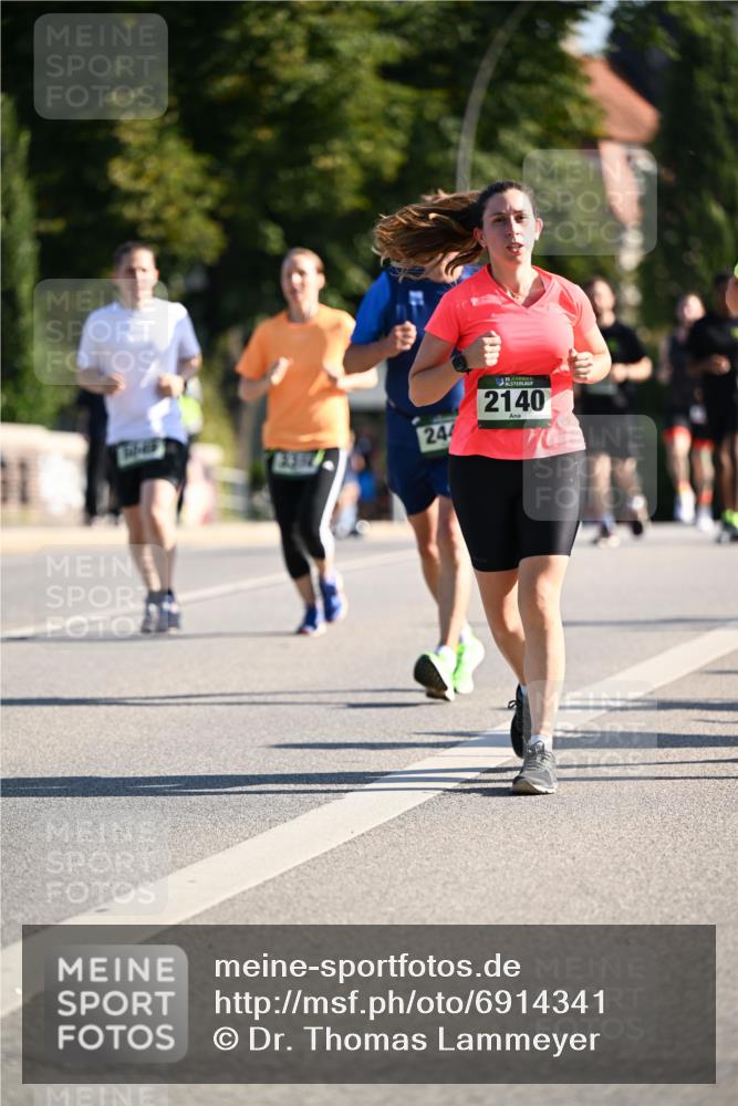 01.09.2024 - BARMER Alsterlauf Dr. Thomas Lammeyer http://msf.ph/oto/6914341 01.09.2024 09:47:27 Laufen 244, 2140 meine-sportfotos.de