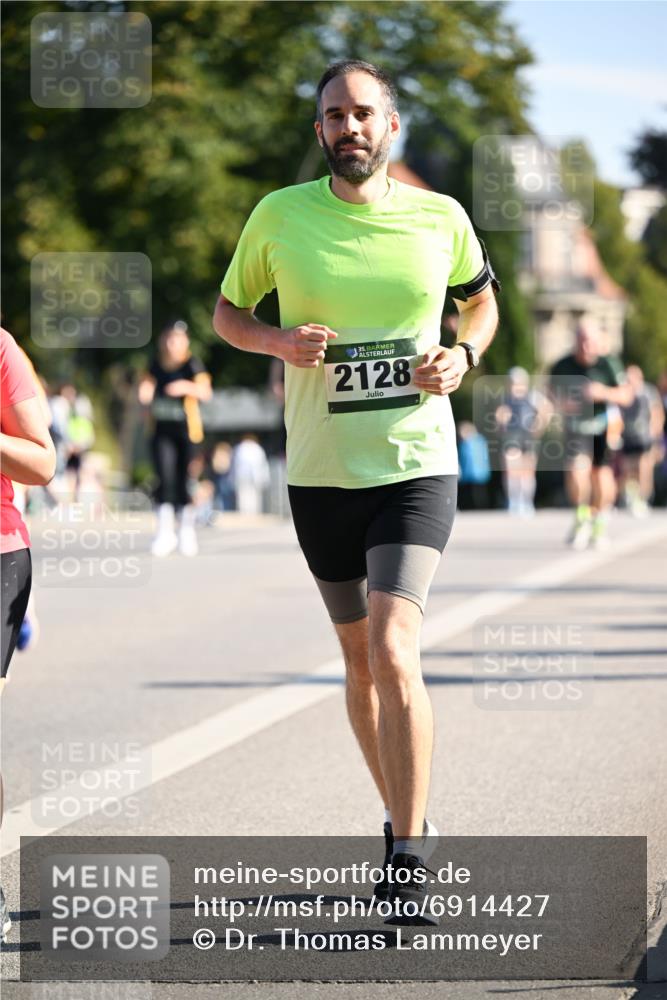 01.09.2024 - BARMER Alsterlauf Dr. Thomas Lammeyer http://msf.ph/oto/6914427 01.09.2024 09:47:29 Laufen 35, 2128 meine-sportfotos.de