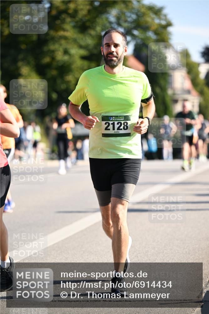 01.09.2024 - BARMER Alsterlauf Dr. Thomas Lammeyer http://msf.ph/oto/6914434 01.09.2024 09:47:29 Laufen 35, 2128 meine-sportfotos.de