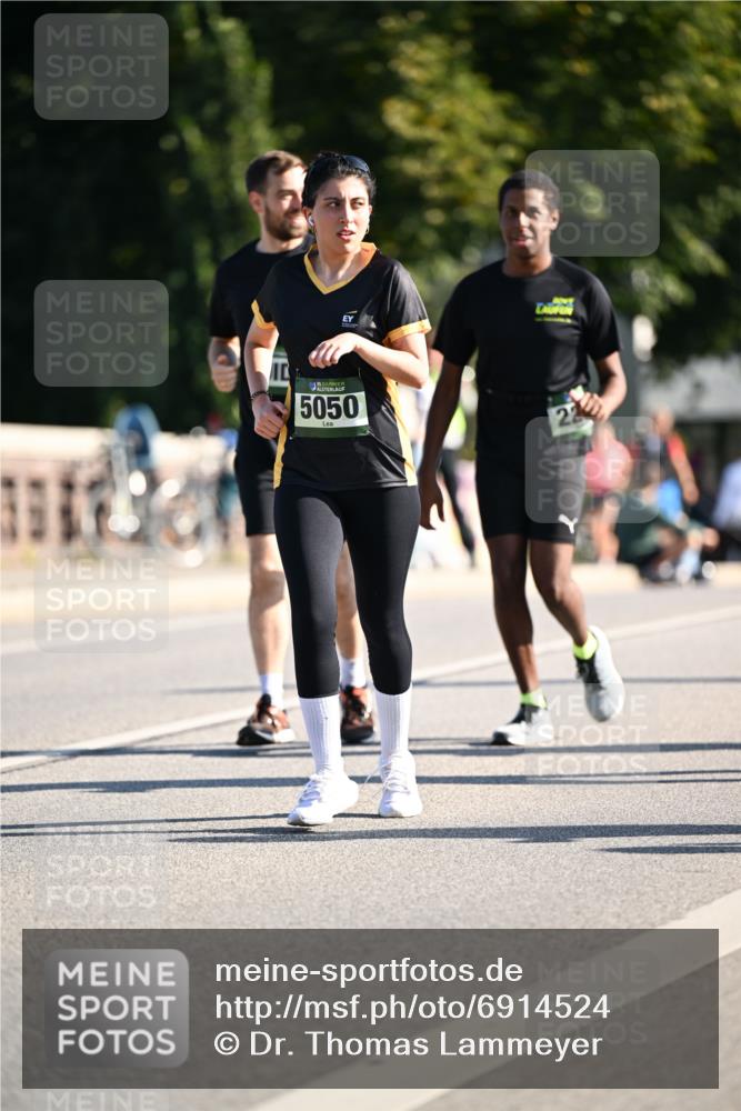 01.09.2024 - BARMER Alsterlauf Dr. Thomas Lammeyer http://msf.ph/oto/6914524 01.09.2024 09:47:33 Laufen 135, 5050, 22 meine-sportfotos.de
