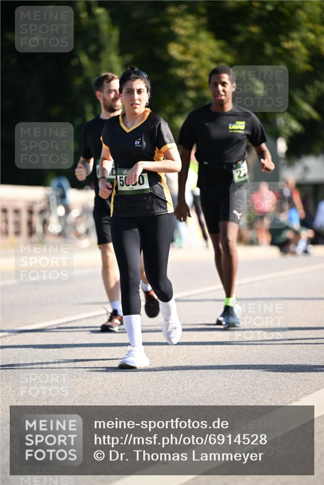 01.09.2024 - BARMER Alsterlauf Dr. Thomas Lammeyer http://msf.ph/oto/6914528 01.09.2024 09:47:34 Laufen 5000, 22 meine-sportfotos.de