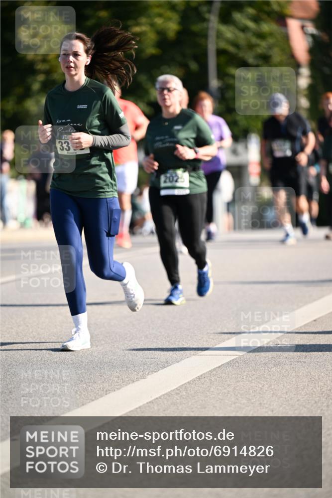 01.09.2024 - BARMER Alsterlauf Dr. Thomas Lammeyer http://msf.ph/oto/6914826 01.09.2024 09:47:45 Laufen 33, 2028 meine-sportfotos.de