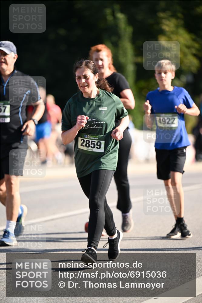 01.09.2024 - BARMER Alsterlauf Dr. Thomas Lammeyer http://msf.ph/oto/6915036 01.09.2024 09:47:52 Laufen 57, 235, 2859, 4922 meine-sportfotos.de