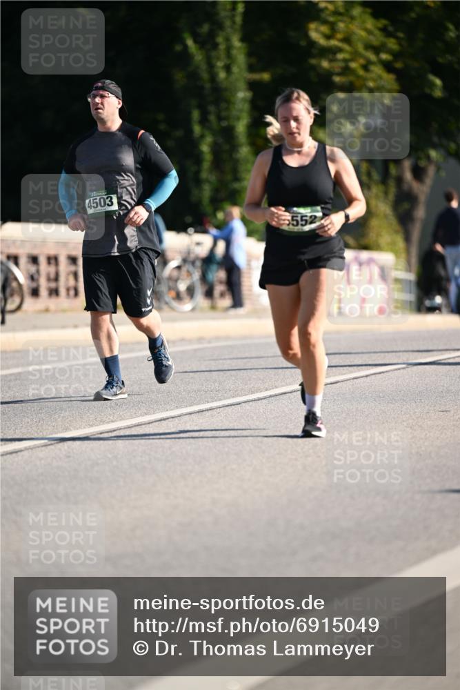 01.09.2024 - BARMER Alsterlauf Dr. Thomas Lammeyer http://msf.ph/oto/6915049 01.09.2024 09:47:56 Laufen 4503, 5552 meine-sportfotos.de