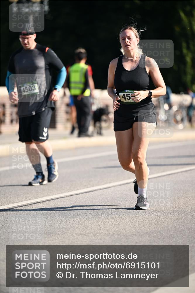 01.09.2024 - BARMER Alsterlauf Dr. Thomas Lammeyer http://msf.ph/oto/6915101 01.09.2024 09:47:57 Laufen 4503, 455 meine-sportfotos.de