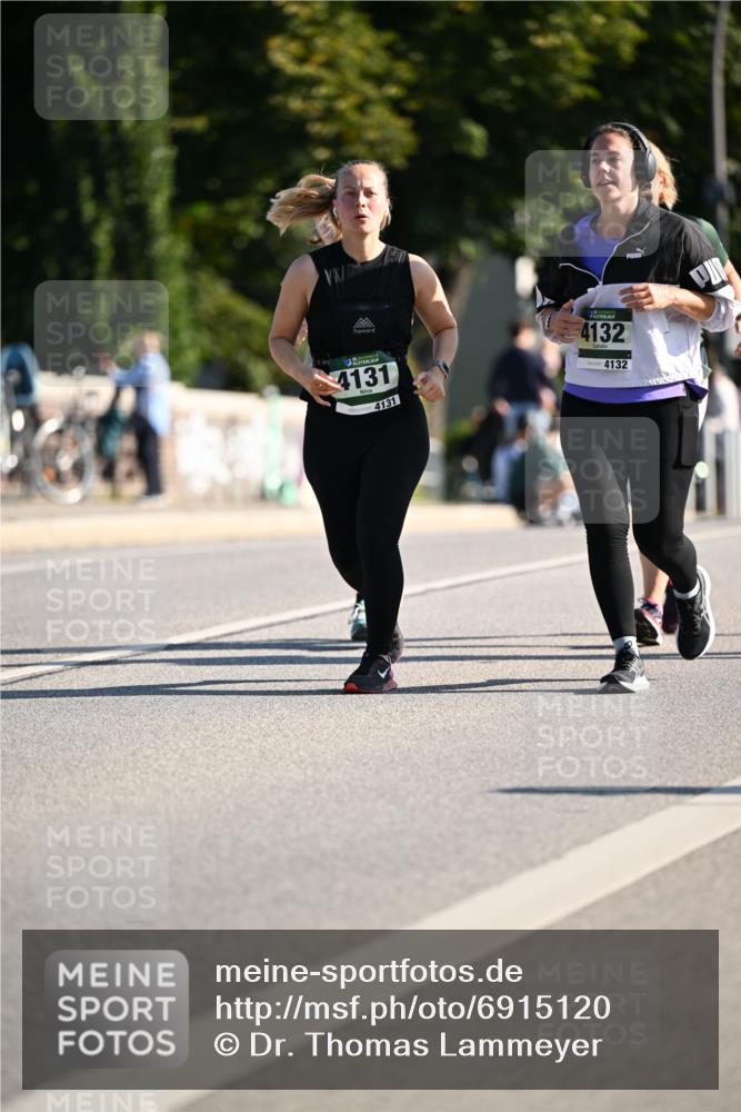 01.09.2024 - BARMER Alsterlauf Dr. Thomas Lammeyer http://msf.ph/oto/6915120 01.09.2024 09:47:58 Laufen 4131, 4131, 4132, 4132 meine-sportfotos.de