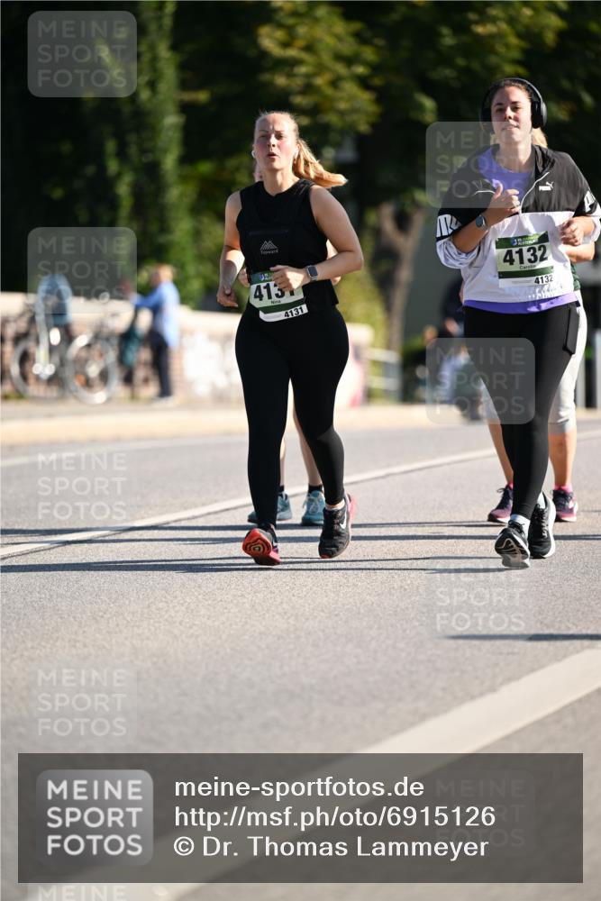 01.09.2024 - BARMER Alsterlauf Dr. Thomas Lammeyer http://msf.ph/oto/6915126 01.09.2024 09:47:59 Laufen 415, 4131, 4132, 4132 meine-sportfotos.de