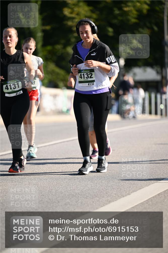 01.09.2024 - BARMER Alsterlauf Dr. Thomas Lammeyer http://msf.ph/oto/6915153 01.09.2024 09:48:00 Laufen 4131, 4131, 175, 4132, 4132 meine-sportfotos.de