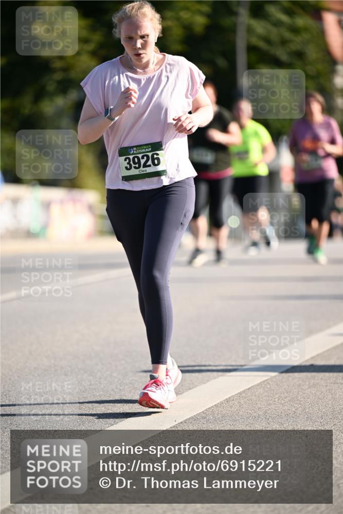 01.09.2024 - BARMER Alsterlauf Dr. Thomas Lammeyer http://msf.ph/oto/6915221 01.09.2024 09:48:02 Laufen 35, 3926 meine-sportfotos.de