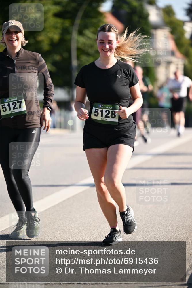 01.09.2024 - BARMER Alsterlauf Dr. Thomas Lammeyer http://msf.ph/oto/6915436 01.09.2024 09:48:09 Laufen 35, 5127, 135, 5128 meine-sportfotos.de