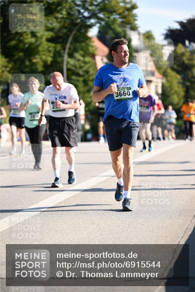 01.09.2024 - BARMER Alsterlauf Dr. Thomas Lammeyer http://msf.ph/oto/6915544 01.09.2024 09:48:17 Laufen 10, 3660 meine-sportfotos.de