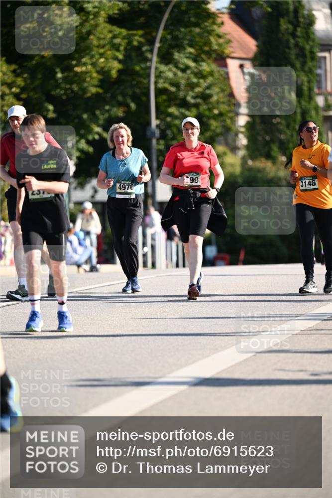 01.09.2024 - BARMER Alsterlauf Dr. Thomas Lammeyer http://msf.ph/oto/6915623 01.09.2024 09:48:24 Laufen 4970, 99, 3146 meine-sportfotos.de