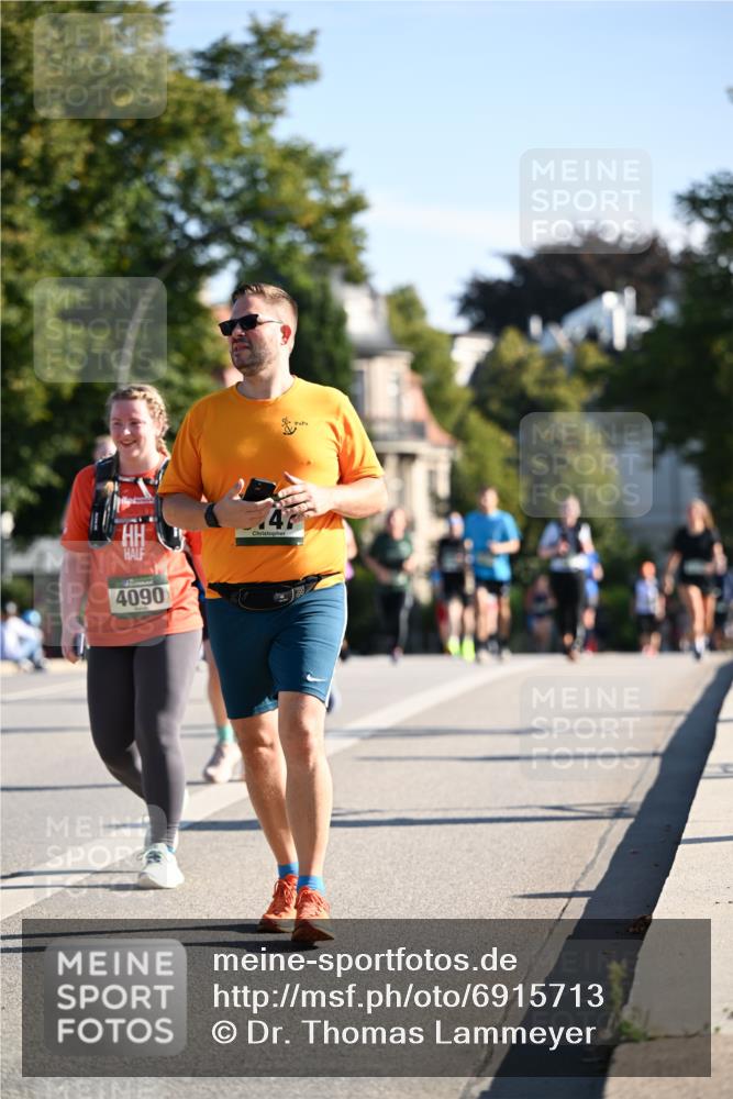 01.09.2024 - BARMER Alsterlauf Dr. Thomas Lammeyer http://msf.ph/oto/6915713 01.09.2024 09:48:30 Laufen 4090, 147 meine-sportfotos.de