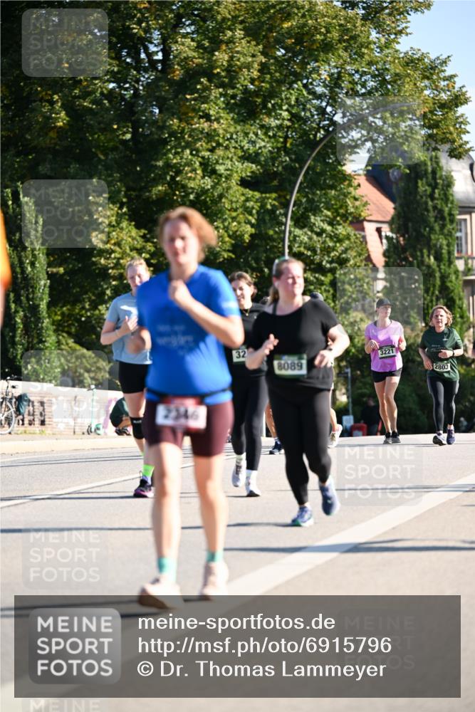 01.09.2024 - BARMER Alsterlauf Dr. Thomas Lammeyer http://msf.ph/oto/6915796 01.09.2024 09:48:33 Laufen 32, 8089, 3221, 2803 meine-sportfotos.de