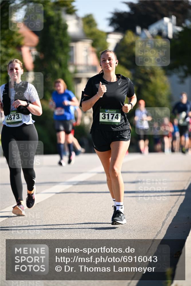 01.09.2024 - BARMER Alsterlauf Dr. Thomas Lammeyer http://msf.ph/oto/6916043 01.09.2024 09:48:41 Laufen 2873, 3174 meine-sportfotos.de