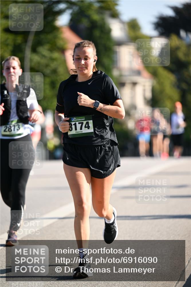 01.09.2024 - BARMER Alsterlauf Dr. Thomas Lammeyer http://msf.ph/oto/6916090 01.09.2024 09:48:42 Laufen 2873, 3174 meine-sportfotos.de