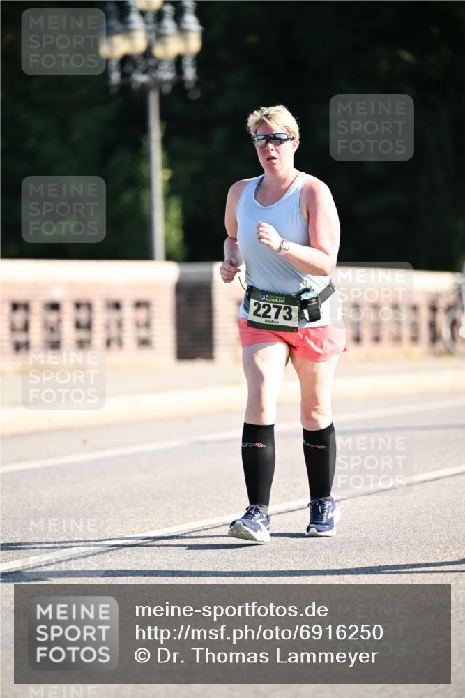 01.09.2024 - BARMER Alsterlauf Dr. Thomas Lammeyer http://msf.ph/oto/6916250 01.09.2024 09:48:47 Laufen 828, 800, 121, 828, 2273 meine-sportfotos.de